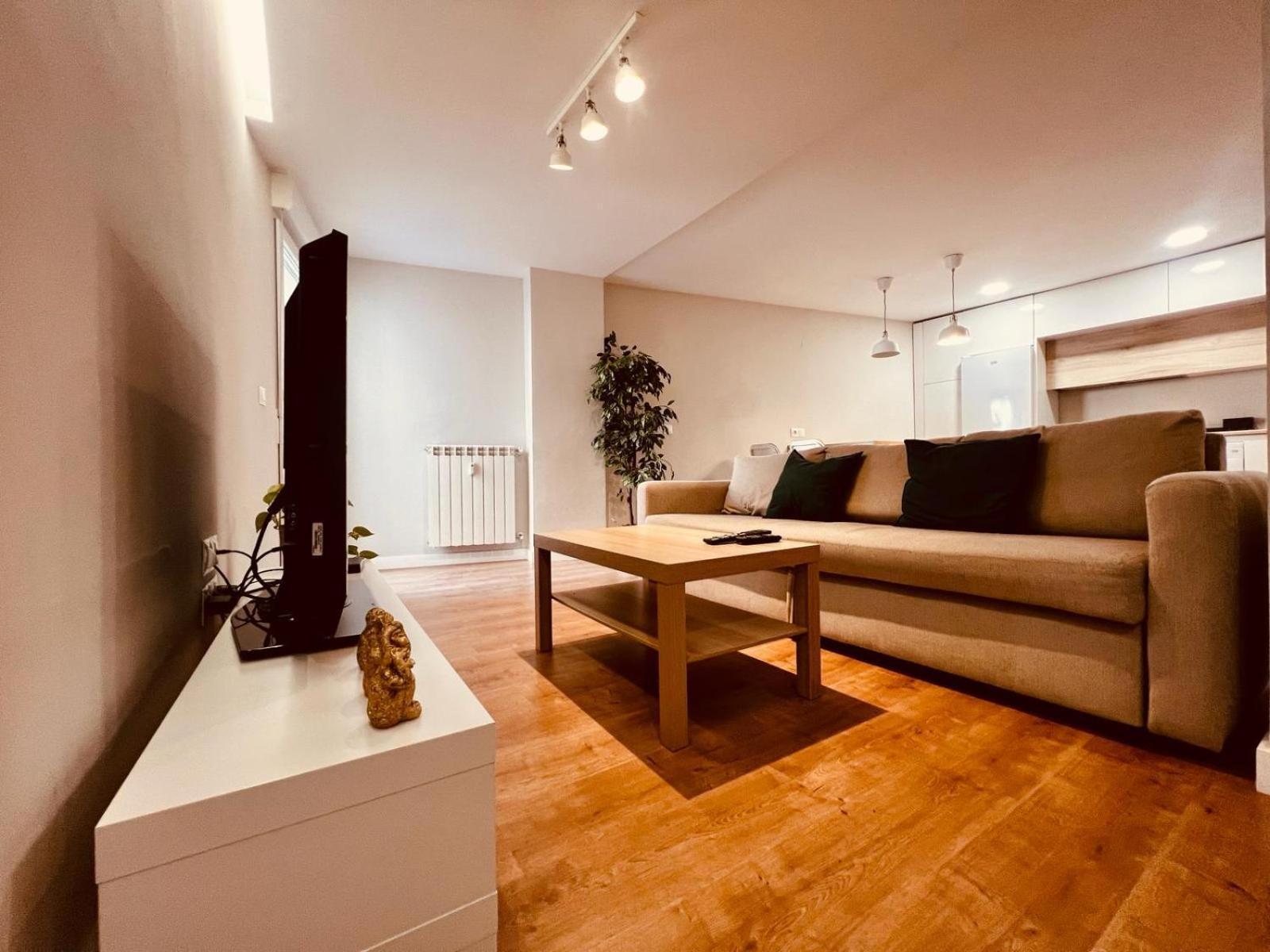 Piso Reformado,Centrico,Tranquilo Y Con Wifi Vut 09-398 Lejlighed Burgo Eksteriør billede